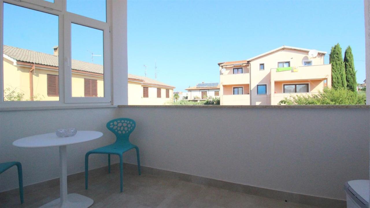 Tamaris, 600 M From The Beach Novigrad Istria المظهر الخارجي الصورة